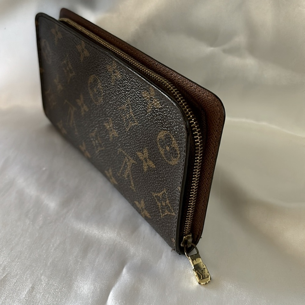 LOUIS VUITTON VINTAGE MONOGRAM ZIPPY WALLET EUC AUTHENTIC - Picture 3 of 17